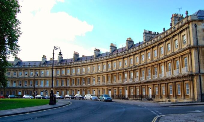 Bath: Private Walking Tour - Customizable Tour Experience