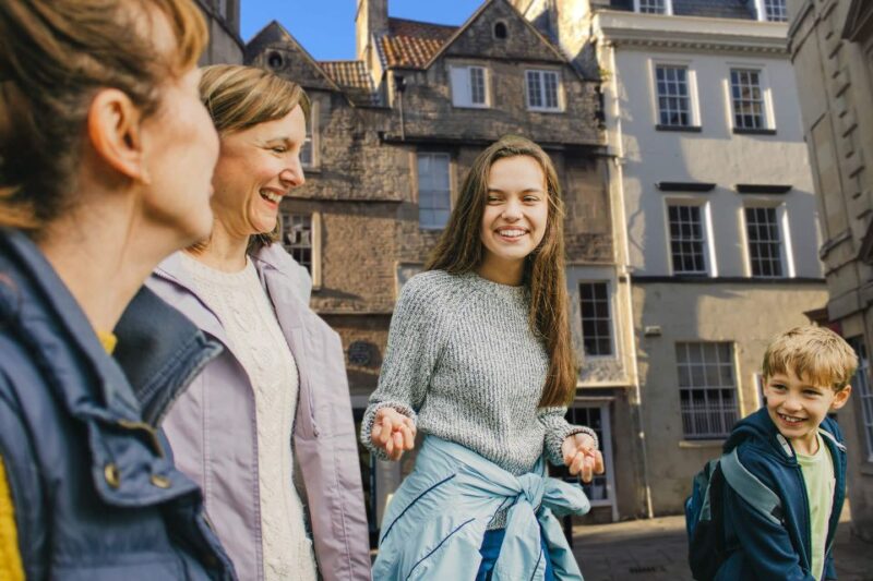 Bath: Self-Guided City Sightseeing Treasure Hunt - Discover Hidden Gems in the City