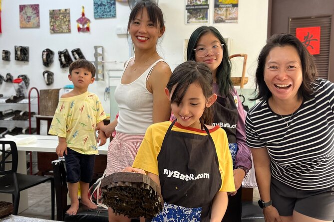 Batik Bag Painting Workshop by Mybatik - Family-friendly Class