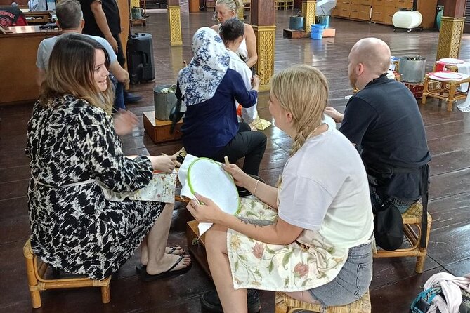 Batik Heritage Introduction Class With Lunch & Souvenir - Inclusions