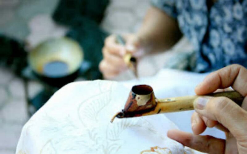 Batik Through the Eyes of a Local Balinese Family - Key Points