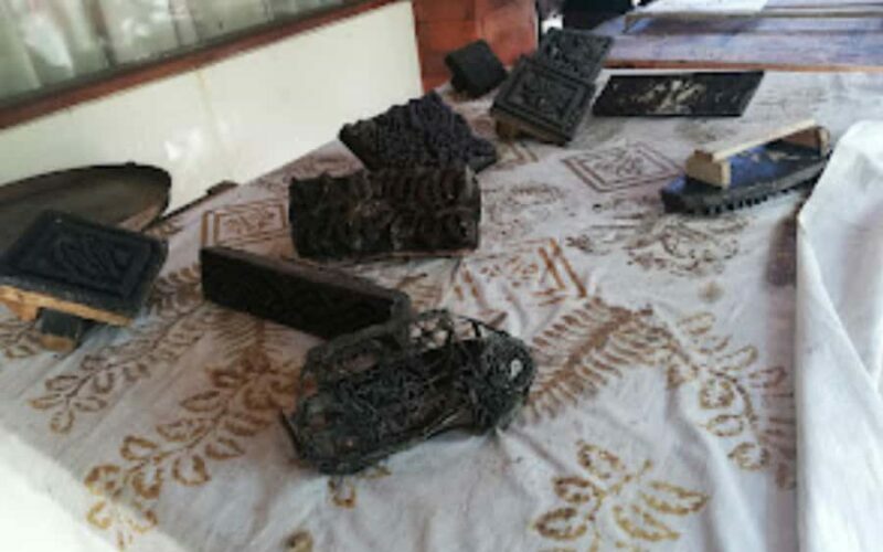 Batik Through the Eyes of a Local Balinese Family - Practical Tips for Booking and Enjoying the Experience