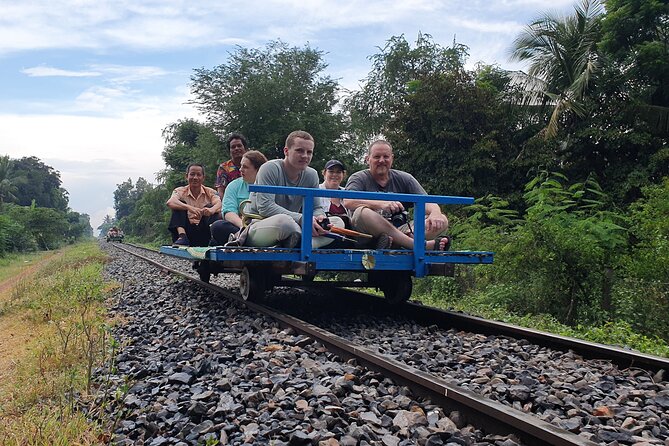 Battambang Day Trip From Siem Reap - Bamboo Train, Killing Cave - Key Points