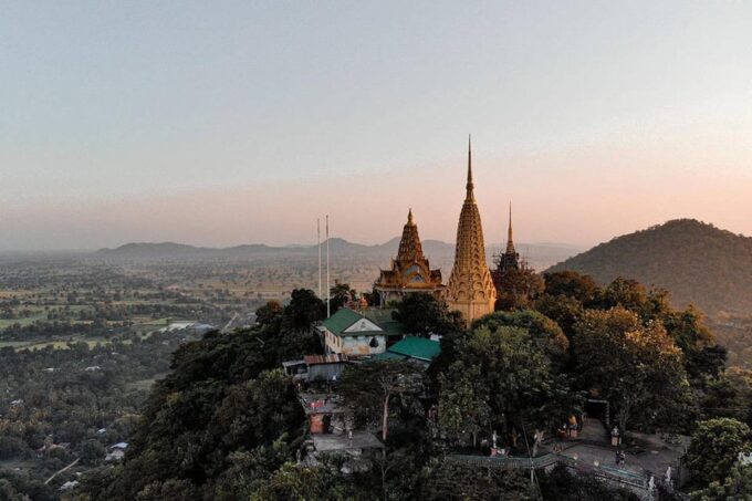 Battambang Private Full-Day Tour Pick up From Siem Reap - Bamboo Train and Hilltop Temples
