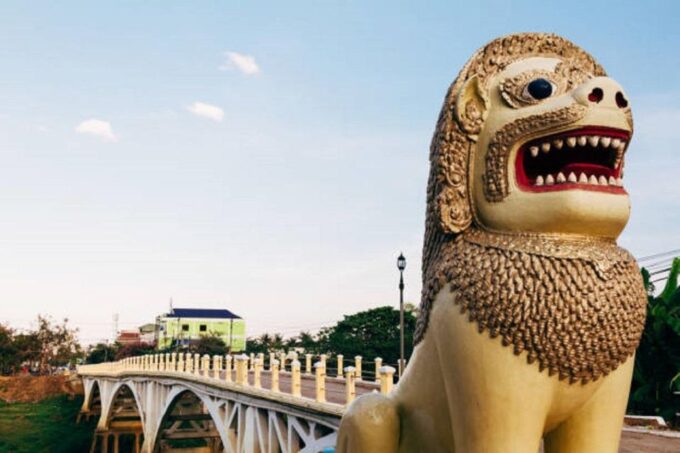 Battambang Private Full-Day Tour Pick up From Siem Reap - Bamboo Train Adventure