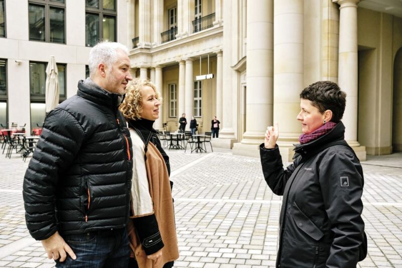 Battle of Berlin: Full Day Private Historic Black Van Tour - Tour Inclusions