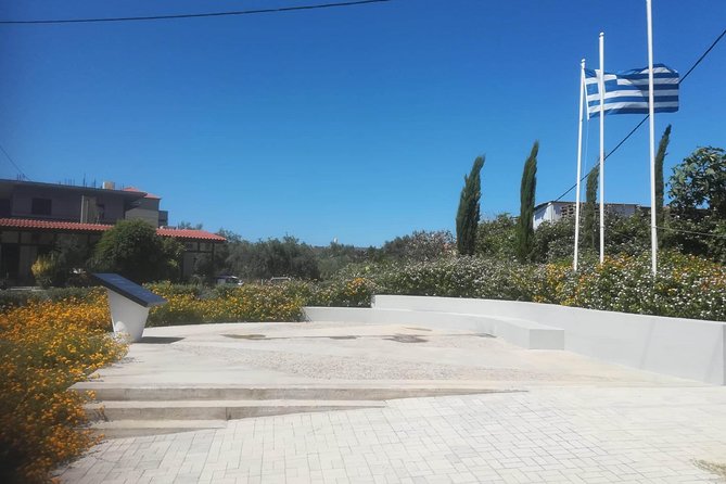 Battle of Crete WW2 Private Tour (Price per Group of 6) - Expert Guide Insights and Expertise