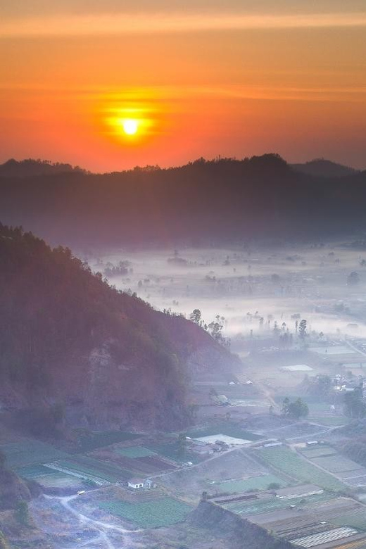 Batur Volcano Sunrise Trekking All-Inclusive - Photographer Guide Captures Moments