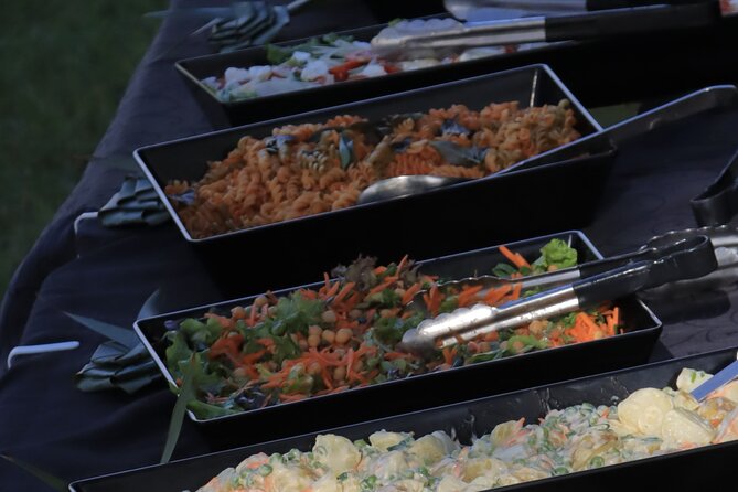 Baunti Fish Fry - Dining on the Hilltop
