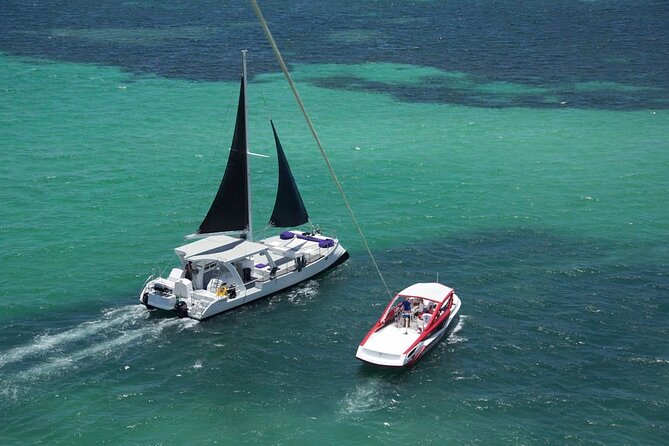 Bavaro Catamaran: Sail, Snorkel & Party With Drinks and Snacks - Experience the Catamaran
