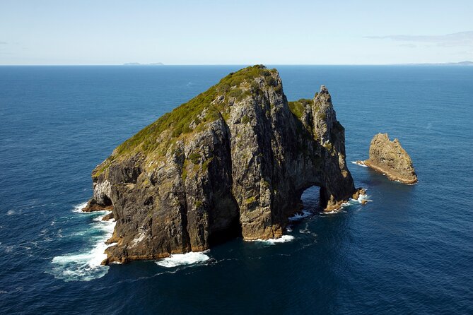 Bay of Islands and Hole in the Rock Scenic Helicopter Tour - Scenic Highlights and Aerial Views