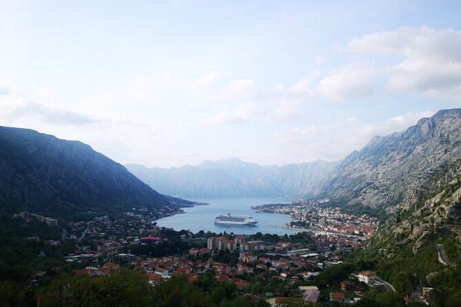 Bay of Kotor Tour by CRUISER TAXI DUBROVNIK - Tour Accessibility