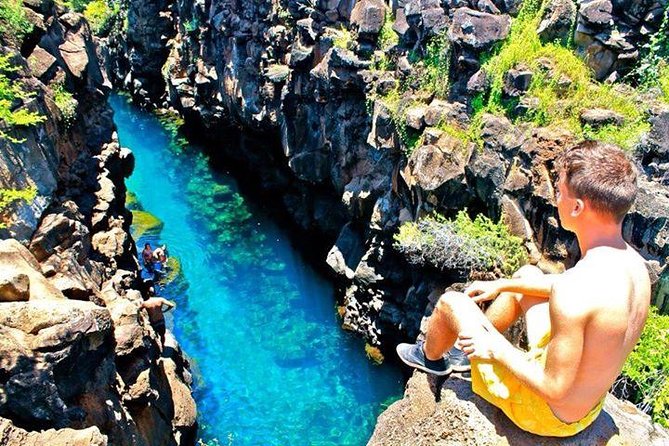 Bay Tour in Santa Cruz - Galapagos Islands - Tour Details and Inclusions