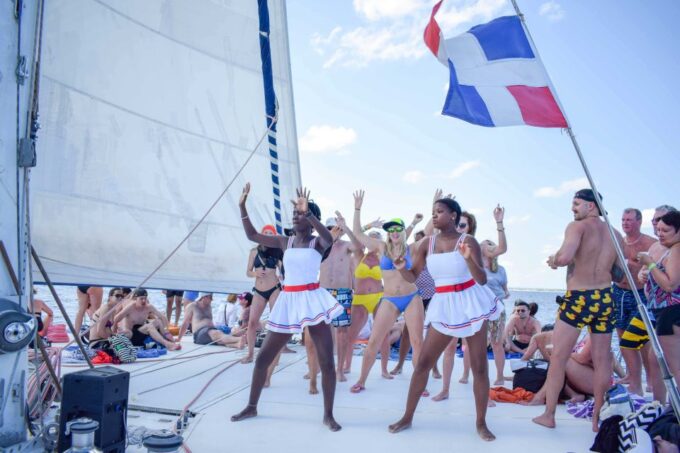Bayahibe: Full-Day Saona Island Excursion - Starting Times