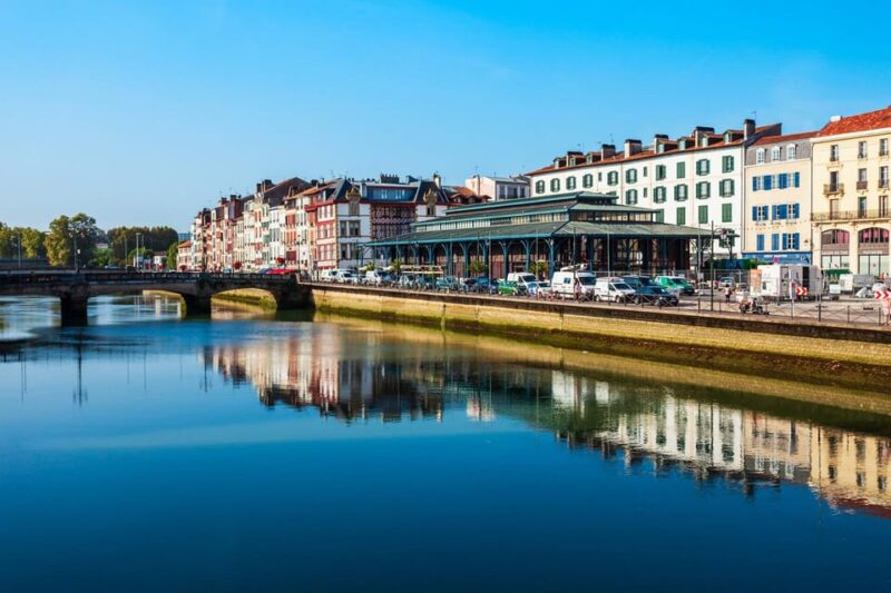 Bayonne: Outdoor Escape Game Discover Bayonne - Txokolatea - Game Details