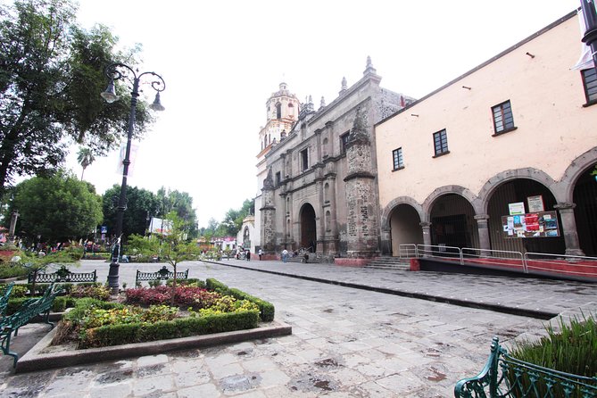 Bazaar Saturday - Convent of Carmen - San Angel - The Carmelites and Their Religious Art