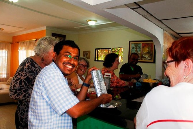 Bazurto Market Tour and Cooking Class in Cartagena - Dress Code and Accessibility