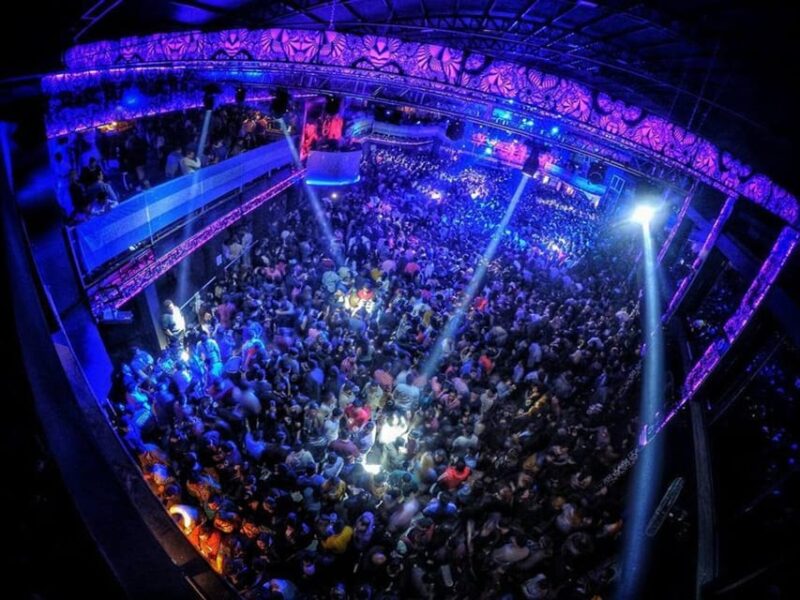BCN Night Card- Best Way to Enjoy Barcelonas Nightlife - Key Points