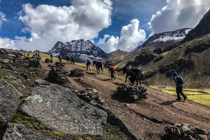 Be the First to Discover Rainbow Mountain! Exclusive Online Deal - Personalized Guided Experience