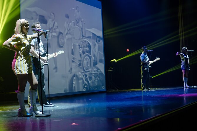 Beach Boys California Dreamin Show in Branson - Recommended Attire