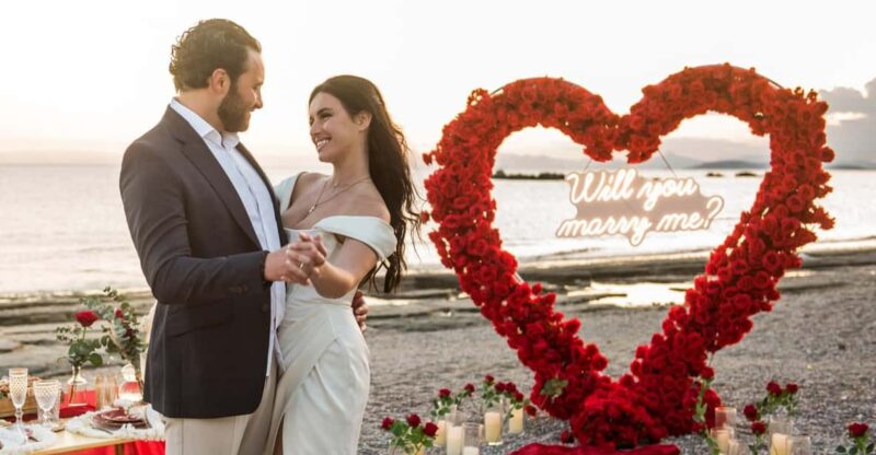 Beach Wedding Proposal in the Athenian Riviera - Picnic Features