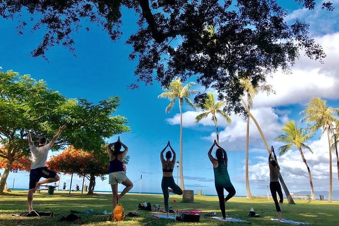 Beach Yoga on Waikiki With Diamondhead Backdrop - Parking and Accessibility