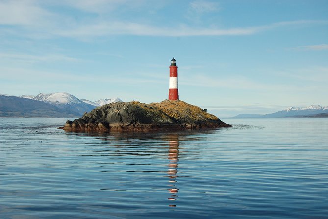 Beagle Channel Navigation - Sea Lions Island - Wildlife and Attractions