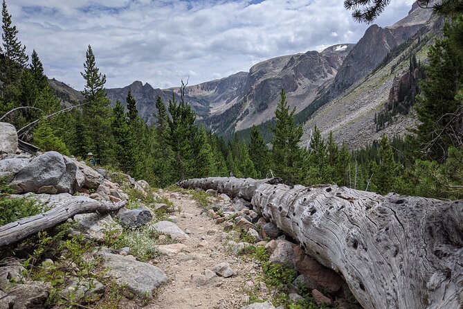 Beartooth Mountains Guided Day Hikes - Trailhead and Hiking Locations