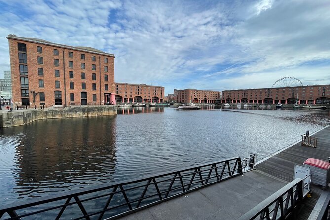 Beatles Guided Walking Tour in Liverpool - Tour Start and Duration