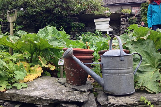 Beatrix Potters Half Day Lake District Tour Including Lake Cruise - Visiting Beatrix Potters Hill Top