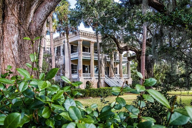 Beaufort City Minibus Tour - Comfortable Air-Conditioned Transportation