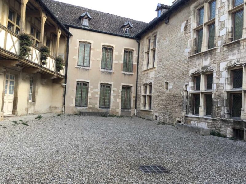 Beaune: Beguiling Beaune Self-Guided Smartphone Audio Tour - Key Attractions