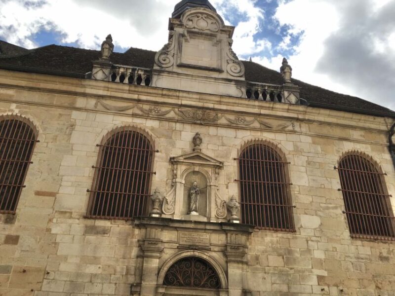 Beaune: Beguiling Beaune Self-Guided Smartphone Audio Tour - Accessing the Tour