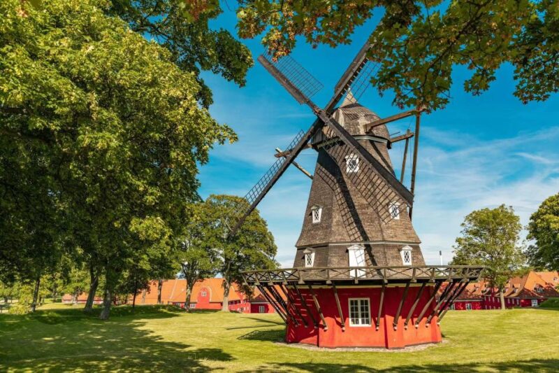 Beautiful Copenhagen – Walking Tour for Couples - About the Tour