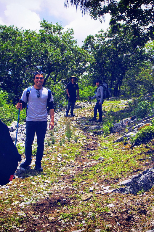 Beautiful Girls Hike 1 Day From San Luis Potosí - Key Points