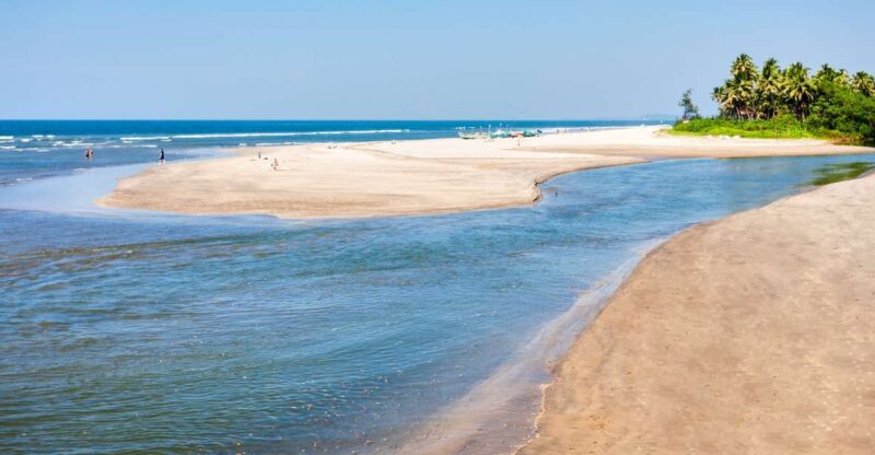 Beautiful Goa Beach Tour - Attractions and Activities