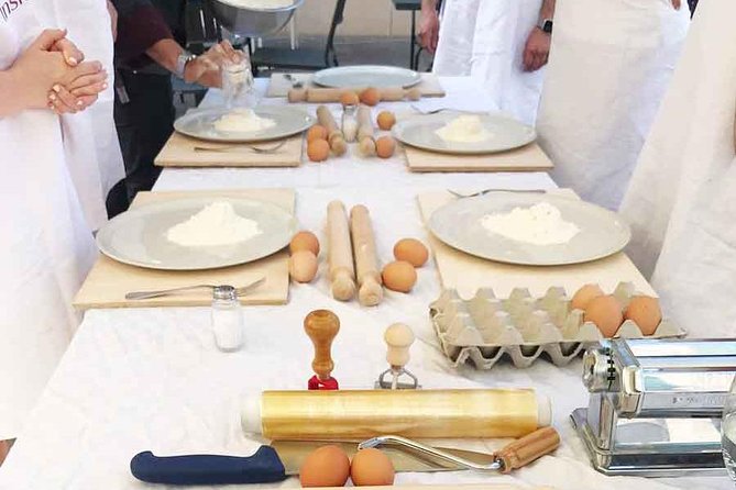 Become a Masterchef in Rome: Pasta, Ravioli and Tiramisu Class - Class Logistics and Details
