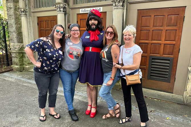 Beer Flight Drag Queen Bar Crawl Tour - Key Points