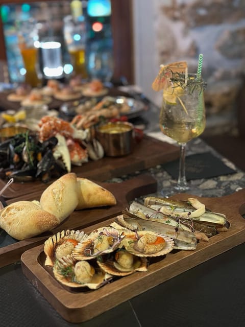 Beer Pairing Experiences in Bastille Place - Instructor Language Options