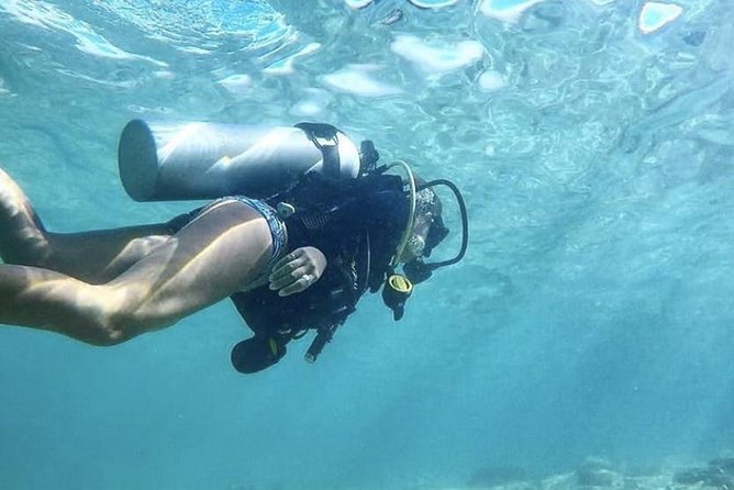 Beginner Scuba Diving Adventure With Videos in Honolulu - Underwater Adventure With Gopro Video