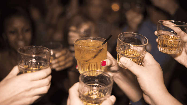 Beijing: 6 Day Nightlife And Liquor Adventure - Trekking the Great Wall