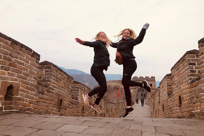Beijing Airport to Tiananmen Square, Forbidden City and Great Wall Tour - Exploring the Forbidden City