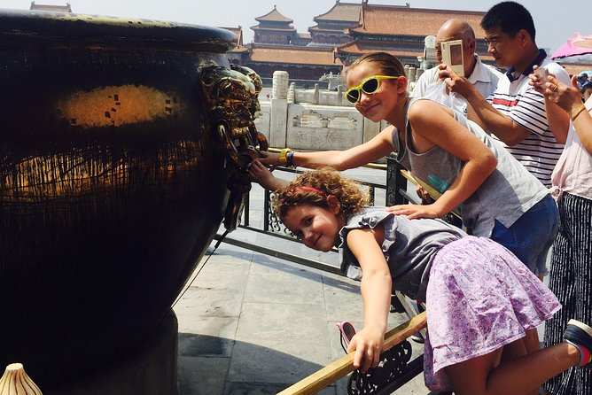 Beijing Highlights: Forbidden City, Temple of Heaven & Roast Duck - Nanluoguxiang Hutong