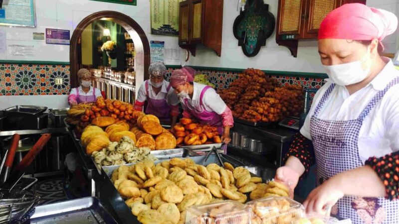 Beijing: Hutong Private Culinary Walking Tour - Food Tastings