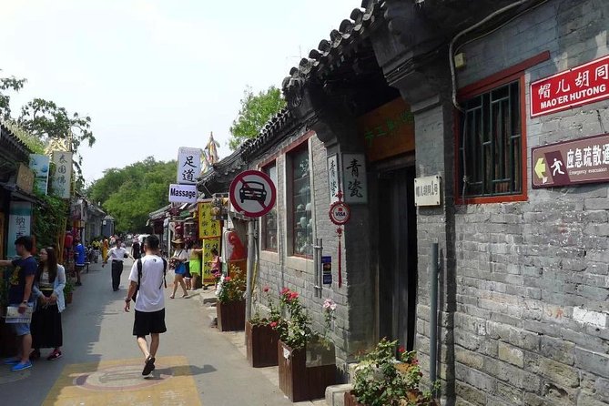 Beijing Hutong Walking Review: A Unique Experience - Meeting and Pickup Details