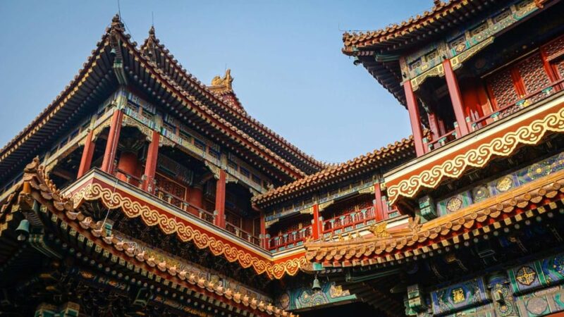 Beijing: Lama Temple Ticket; Top Efficacious Temple - Visitor Experience and Atmosphere