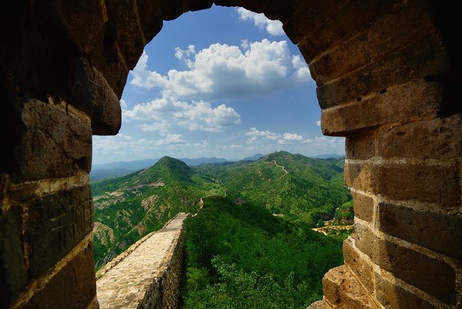 Beijing Mutianyu Great Wall Tour With Night View of Simatai and Gubei Water Town - Mutianyu Cable Car and Toboggan