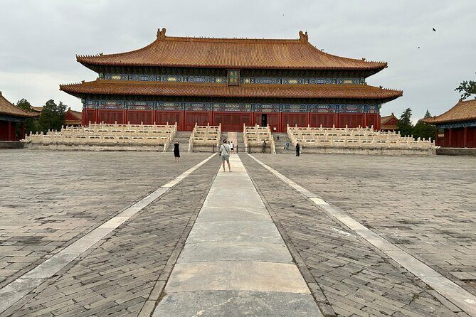 Beijing Private Car And Driver Service - The Benefits of a Private, Tailored Day in Beijing