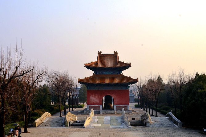 Beijing Private Transfer to Badaling Great Wall and Ming Tombs - Attractions and Itinerary