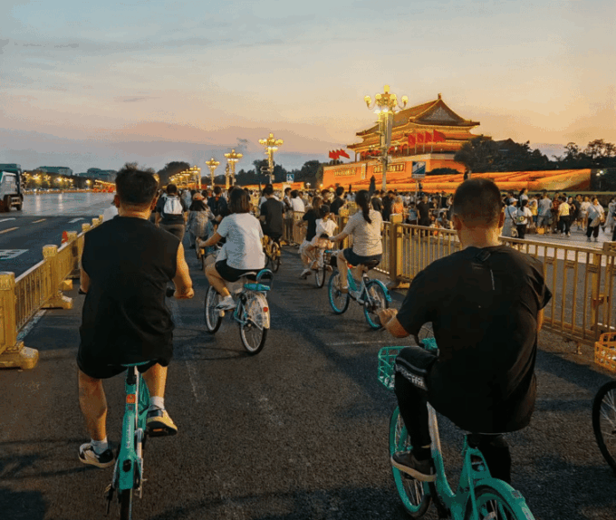 Beijing: Tiananmen Night Ride & Photography City Ride Tour - Frequently Asked Questions